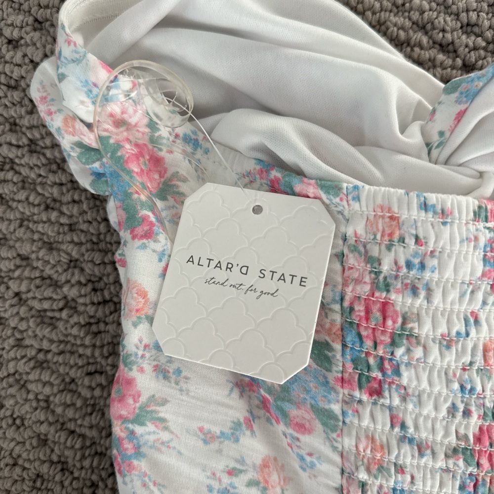 Altar'd State White Floral jumper - Picture 4 of 6